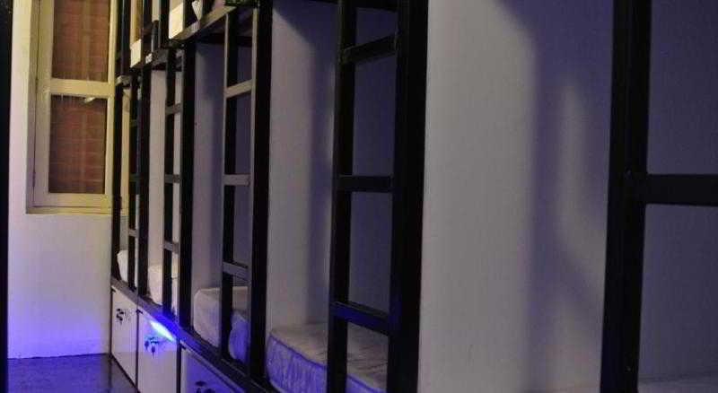 Plush Pods Hostel Singapore Exterior photo